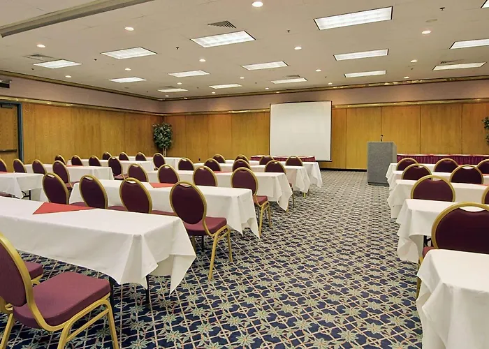 Ramada By Wyndham Portland Airport