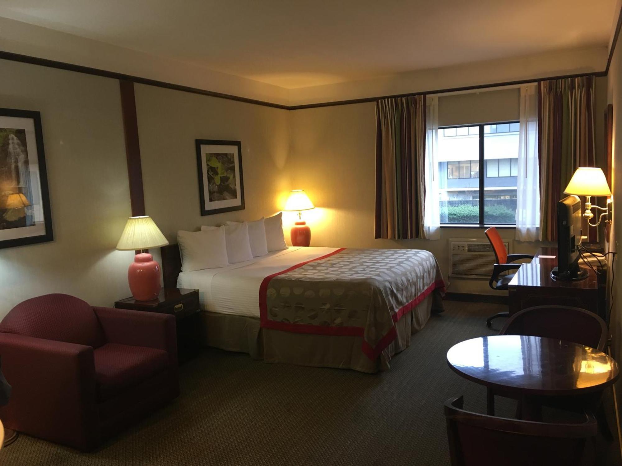 Ramada By Wyndham Airport Hotel Portland