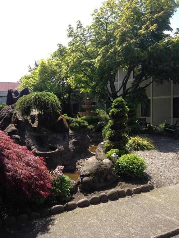 Ramada By Wyndham Airport Portland